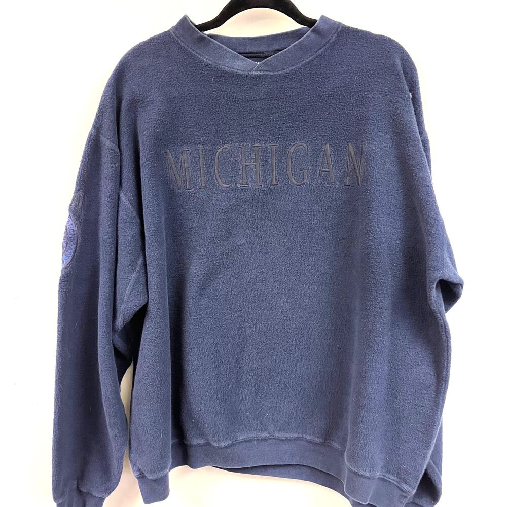 Vintage University of Michigan navy blue sweatshirt embroidered seal LG